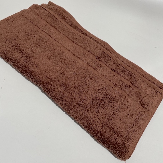 TOWEL, Brown